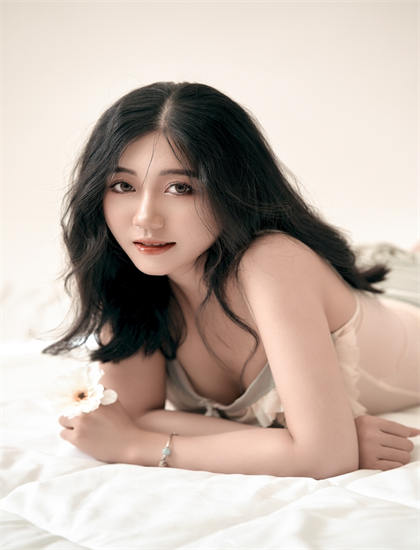 子弹列车免费完整版在线观看_花季传媒黄色版本_爱上了离婚的女人